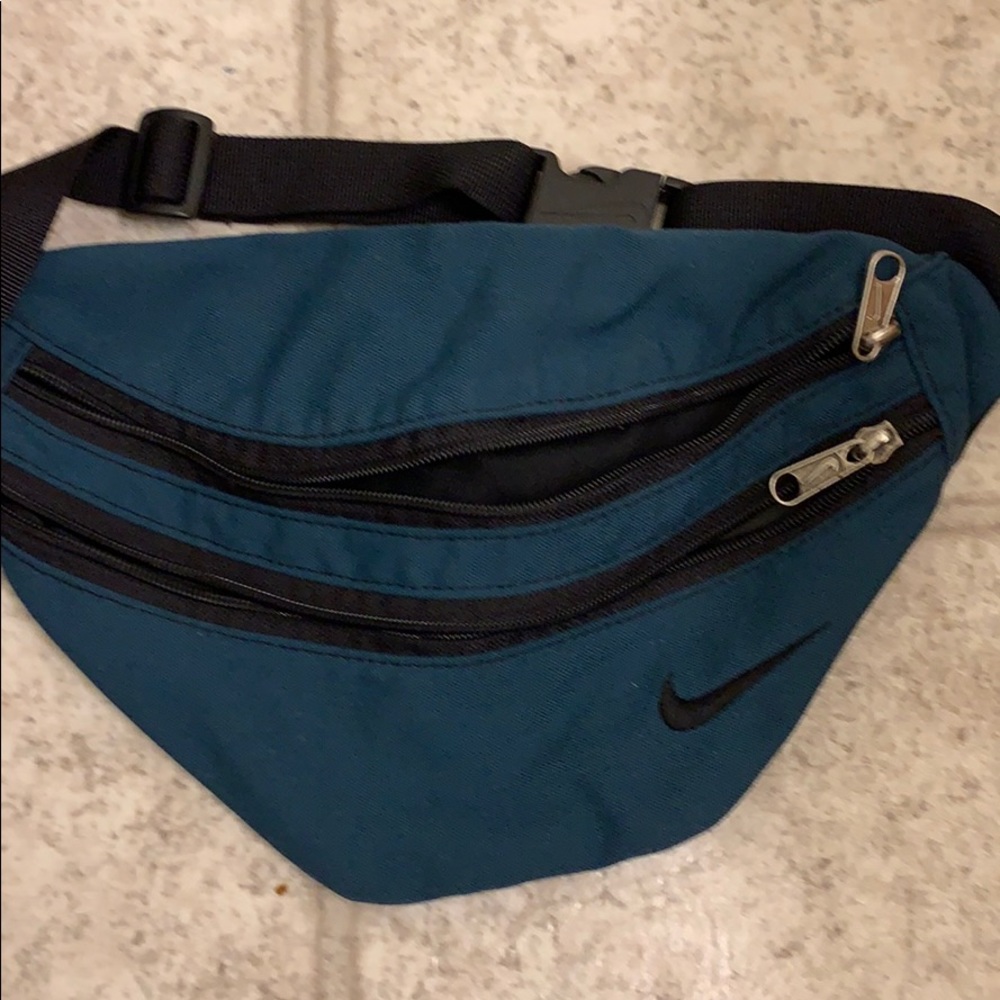 Nike fanny pack